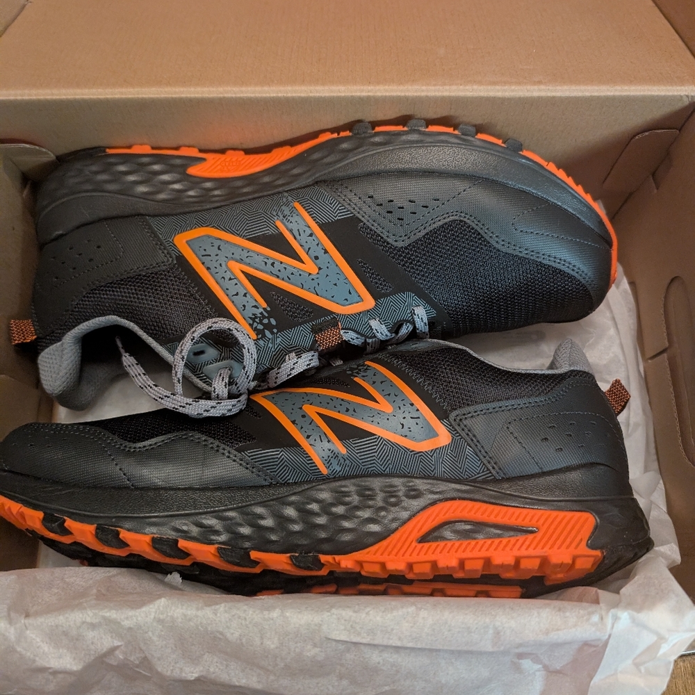 Men's New Balance trail shoes
